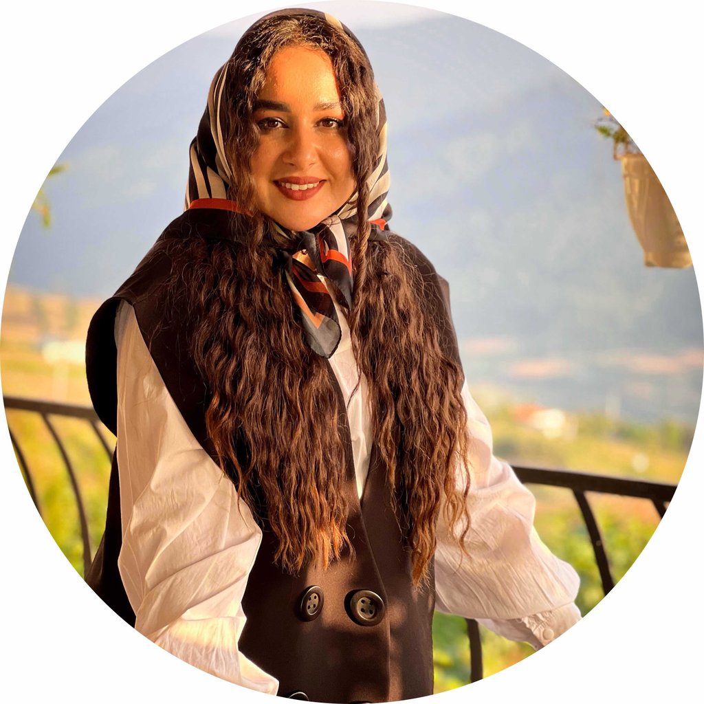 تصویر پروفایل میزبان