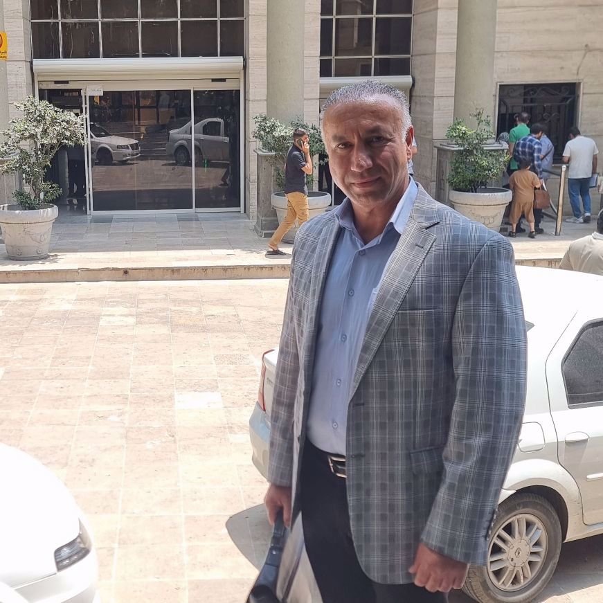 تصویر پروفایل میزبان