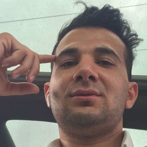 تصویر پروفایل میزبان