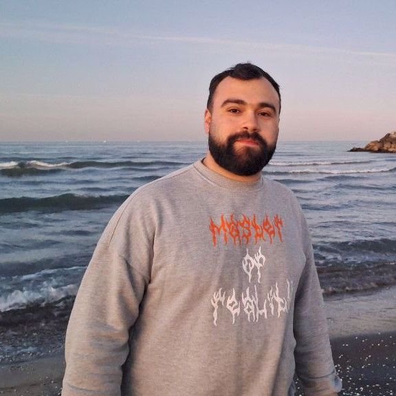 تصویر پروفایل میزبان