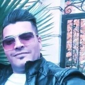 تصویر پروفایل میزبان