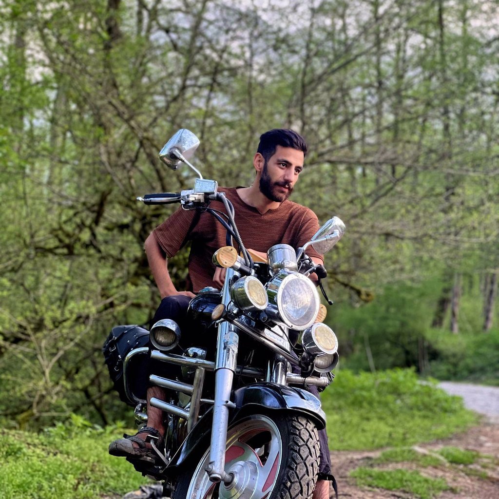 تصویر پروفایل میزبان