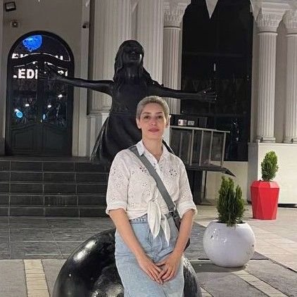 تصویر پروفایل میزبان