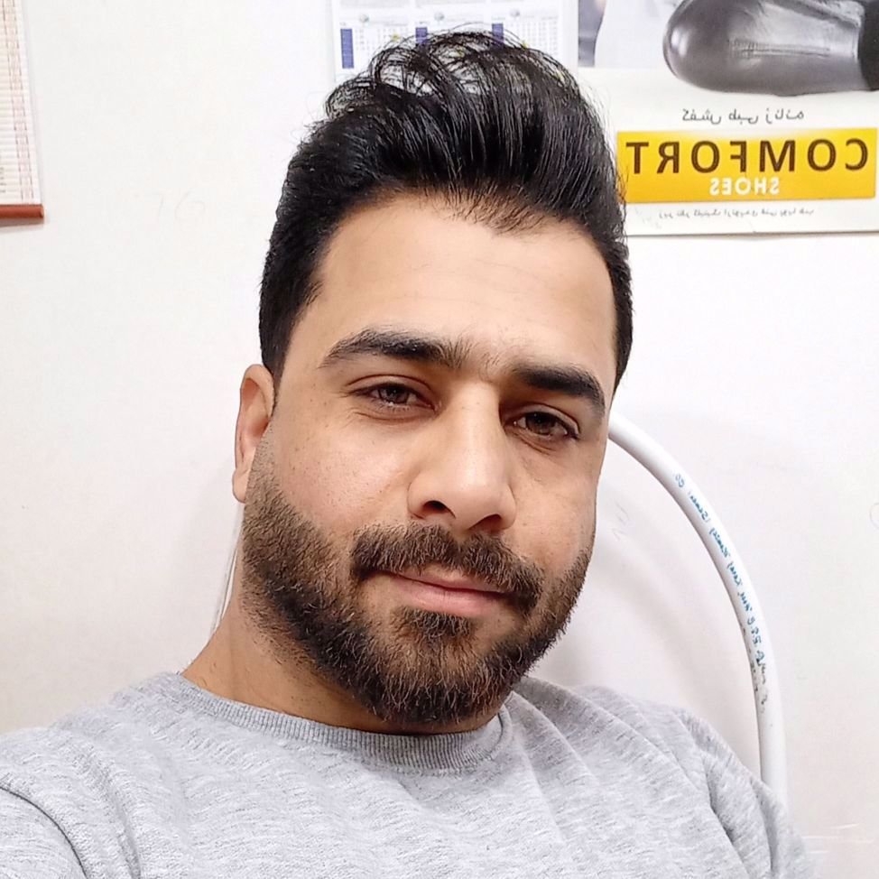 تصویر پروفایل میزبان