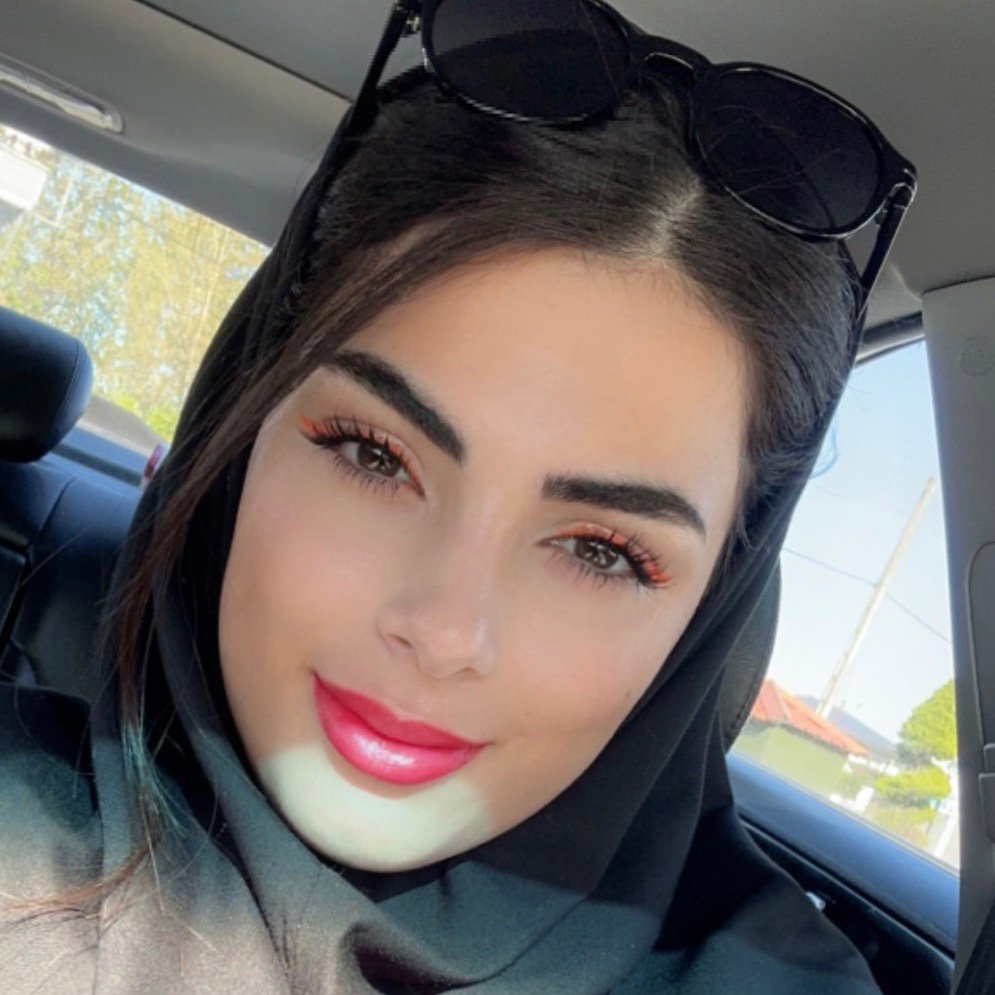 تصویر پروفایل میزبان