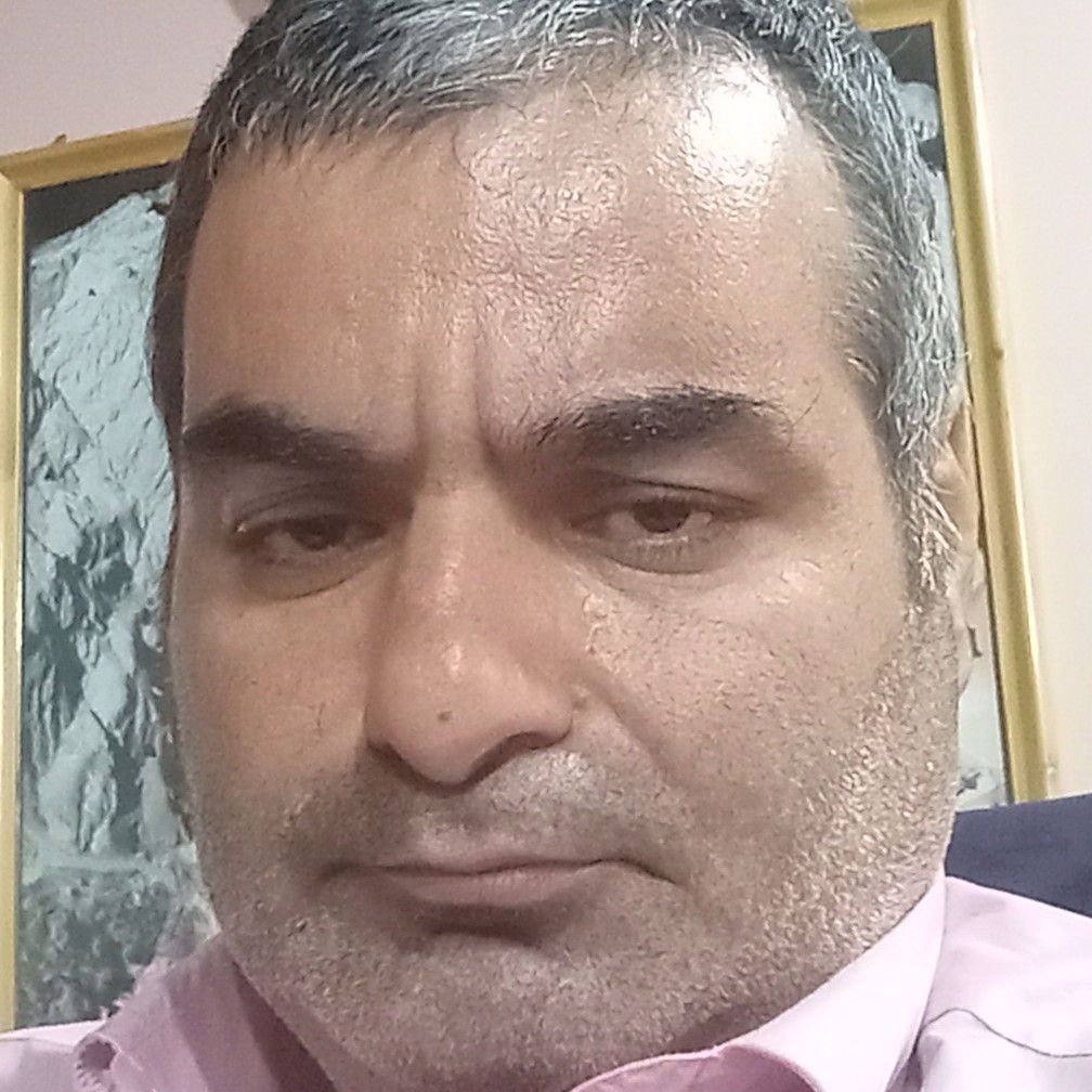 تصویر پروفایل میزبان