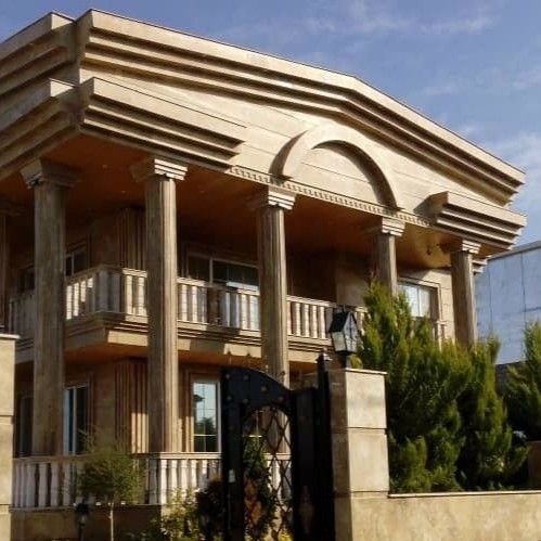 تصویر پروفایل میزبان