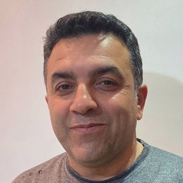 عادل