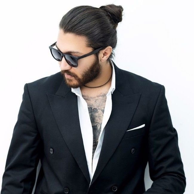 تصویر پروفایل میزبان