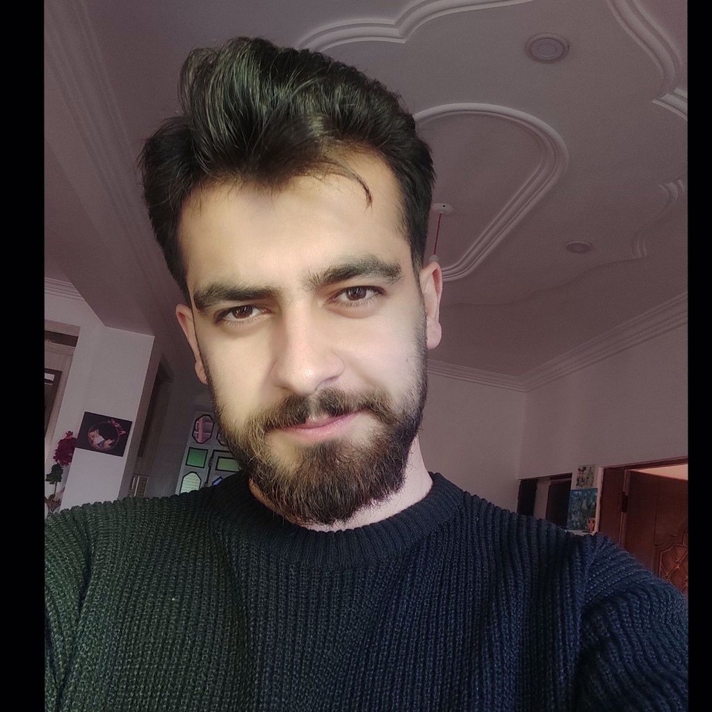 تصویر پروفایل میزبان