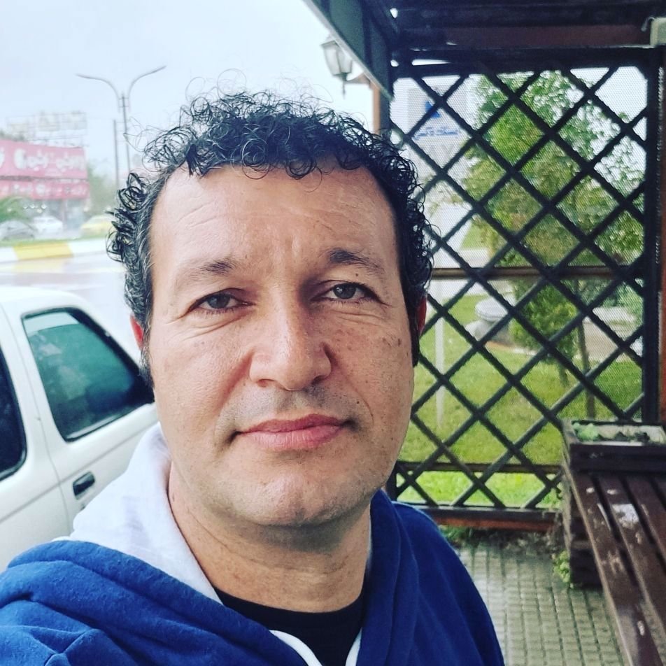 تصویر پروفایل میزبان