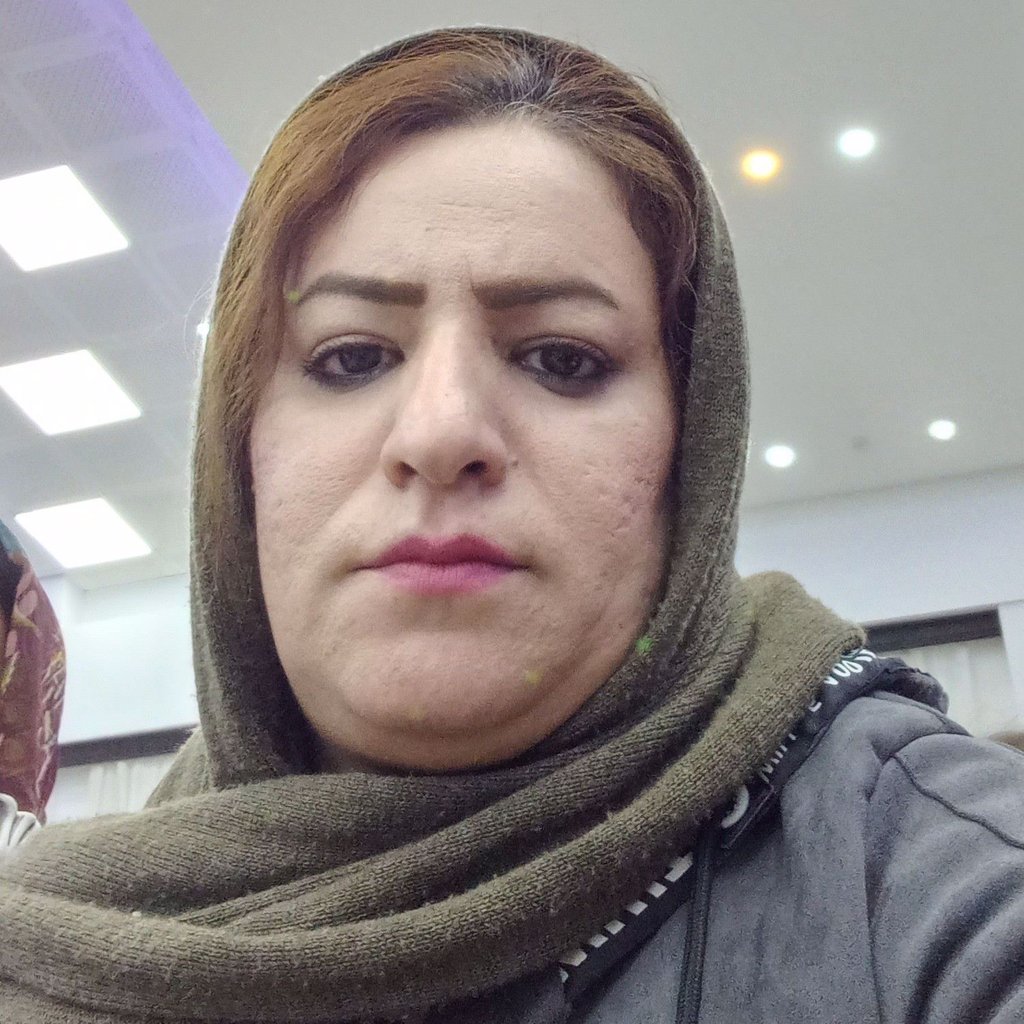 تصویر پروفایل میزبان