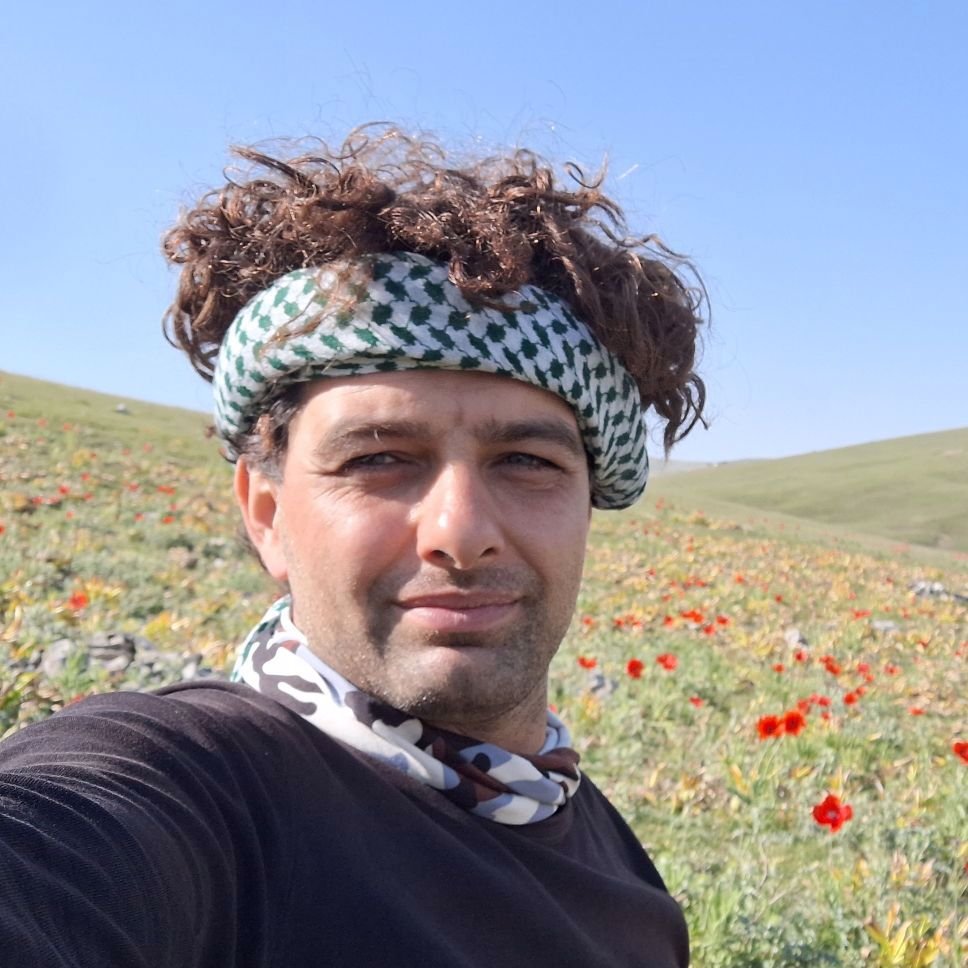 تصویر پروفایل میزبان