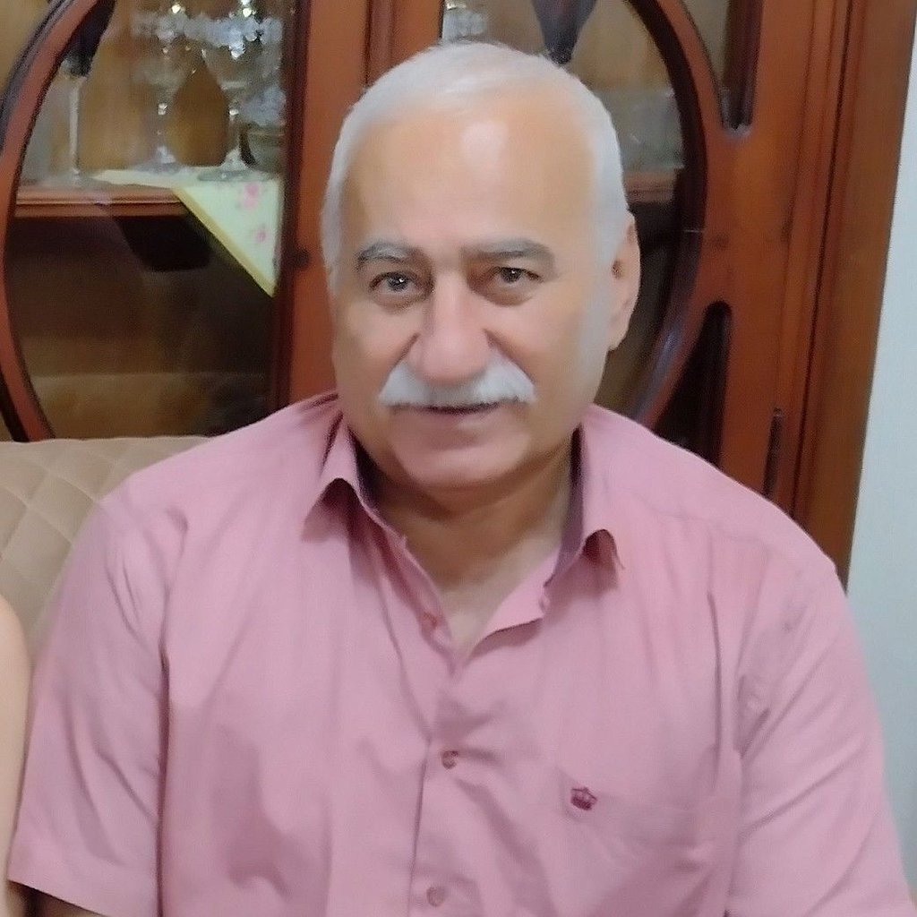 تصویر پروفایل میزبان