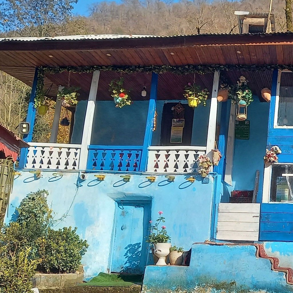 تصویر پروفایل میزبان