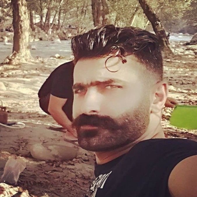 تصویر پروفایل میزبان