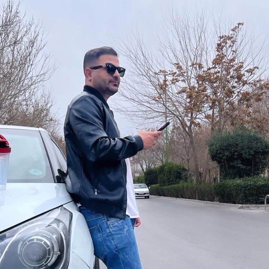 تصویر پروفایل میزبان