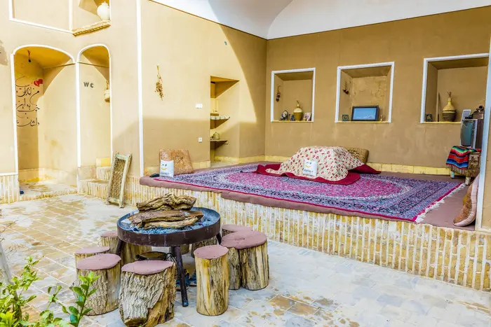 بوم گردی کدخدا فهرج - واحد تیرگان