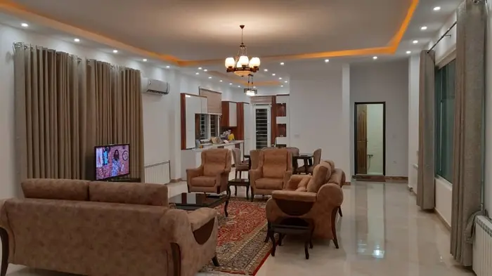 سه خوابه استخردار یاقوت سبز 2