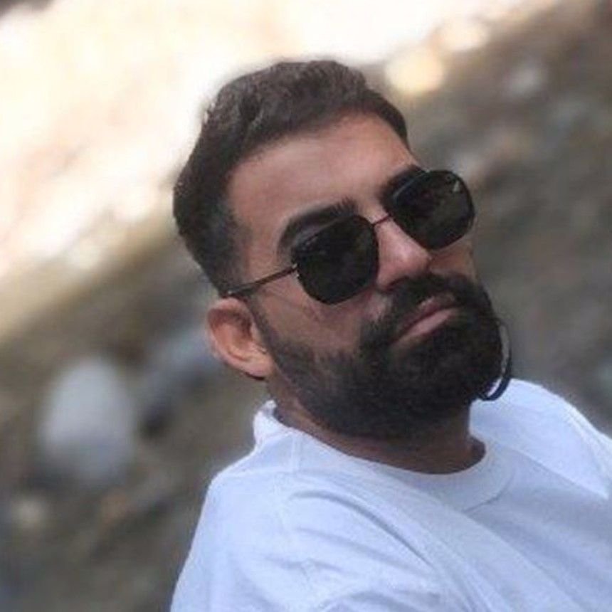 عباس 