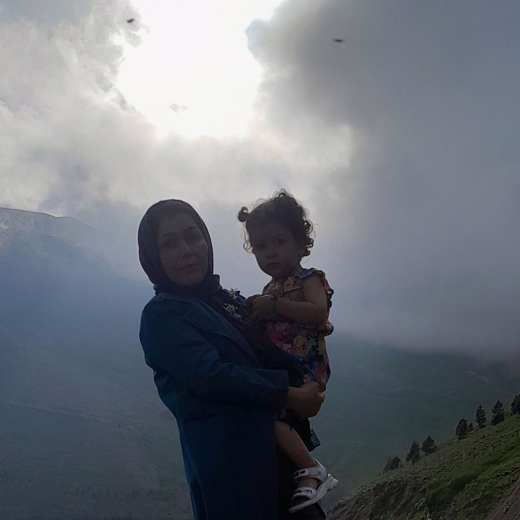 تصویر پروفایل میزبان