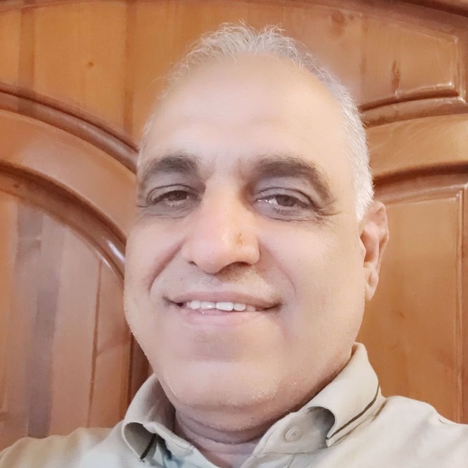 تصویر پروفایل میزبان