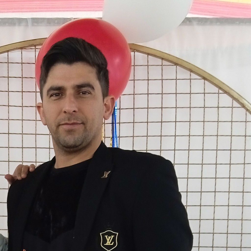 تصویر پروفایل میزبان