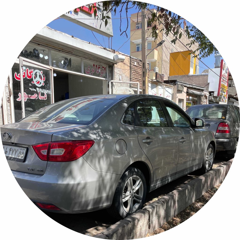 تصویر پروفایل میزبان