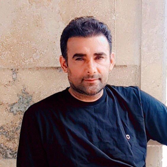 تصویر پروفایل میزبان