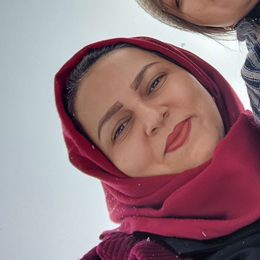 تصویر پروفایل میزبان