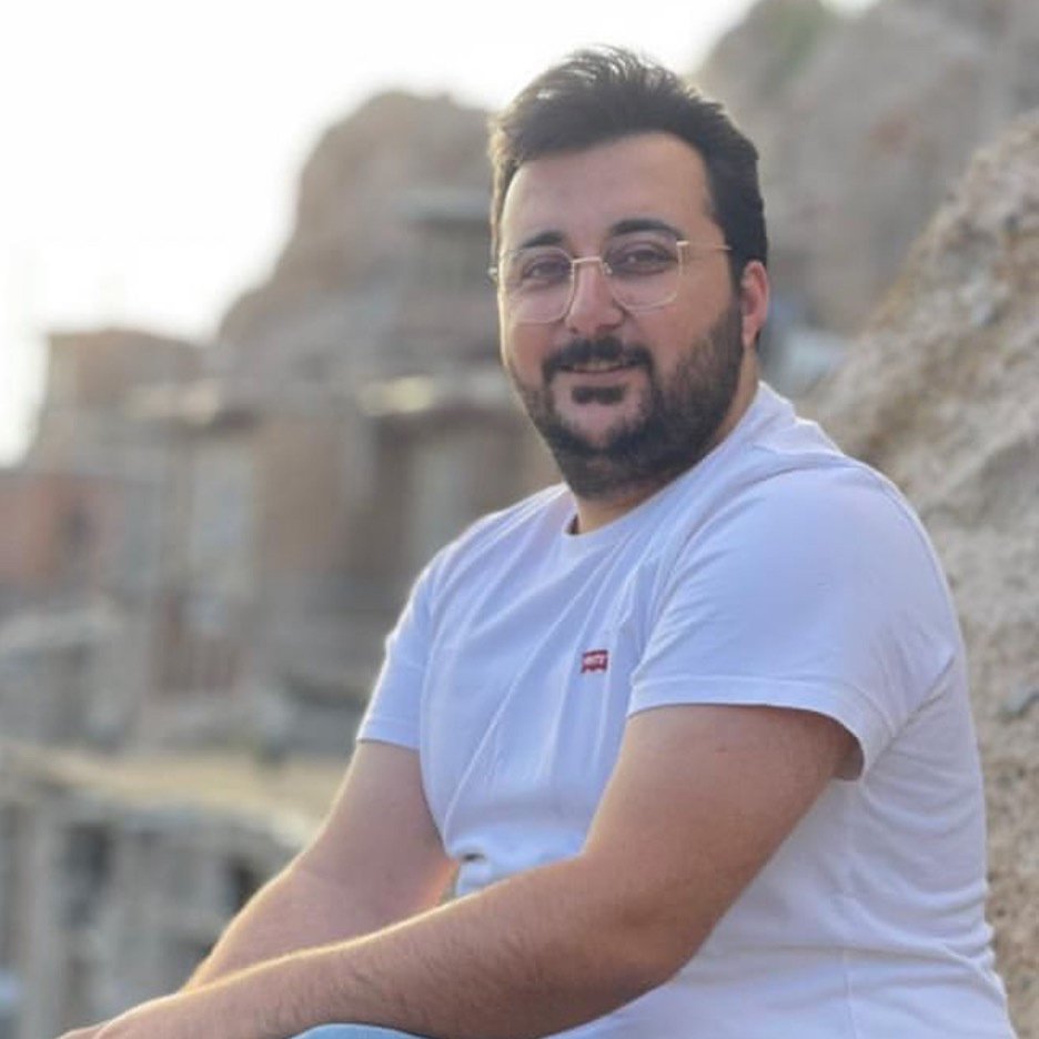 تصویر پروفایل میزبان