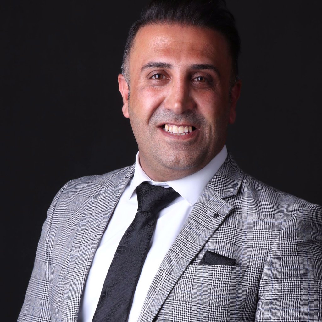 تصویر پروفایل میزبان