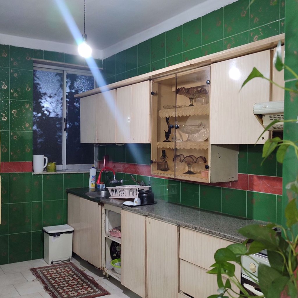 تصویر پروفایل میزبان