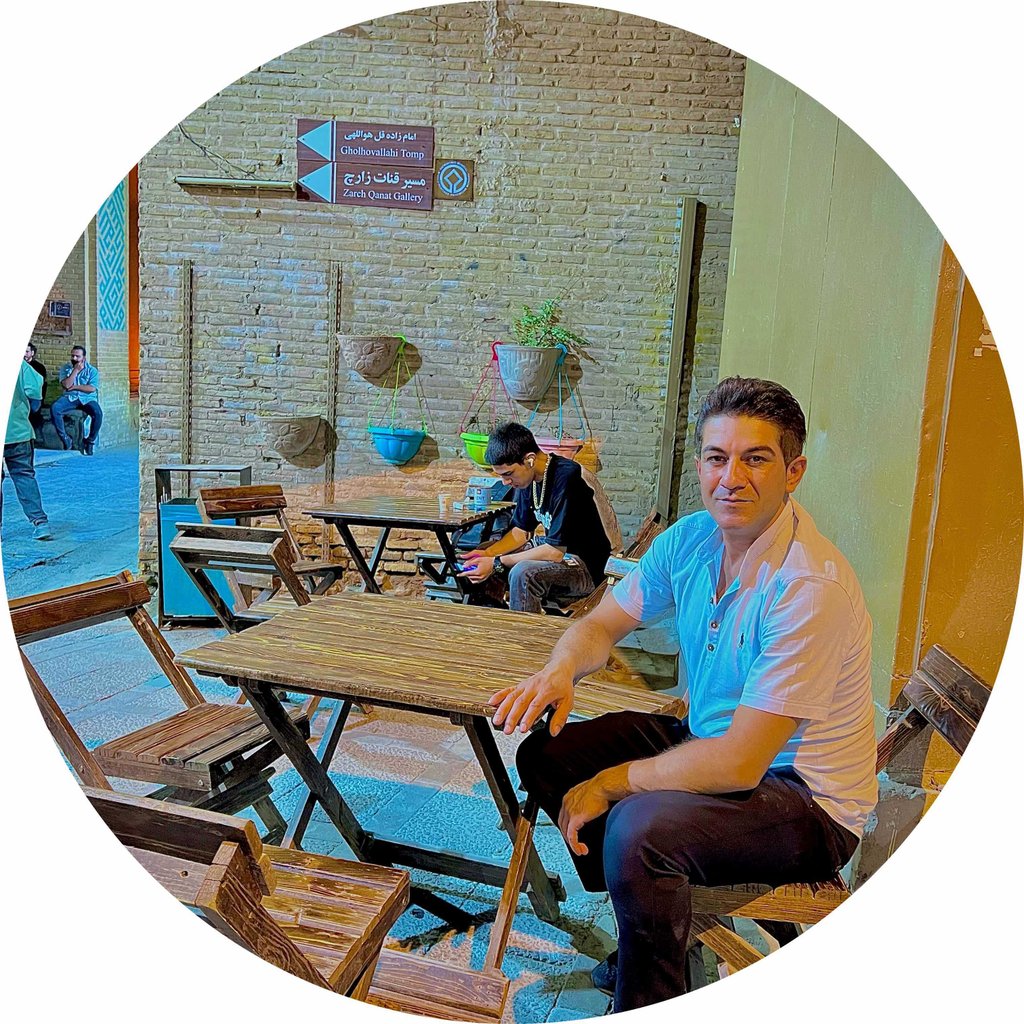 تصویر پروفایل میزبان