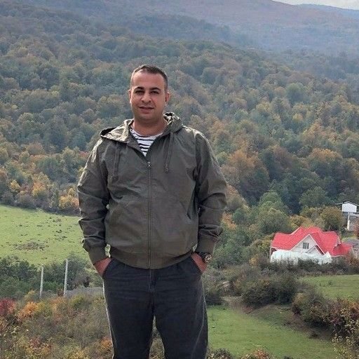 تصویر پروفایل میزبان