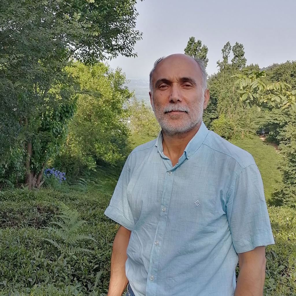 تصویر پروفایل میزبان