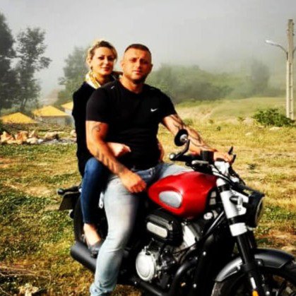 تصویر پروفایل میزبان