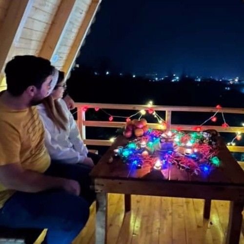 تصویر پروفایل میزبان