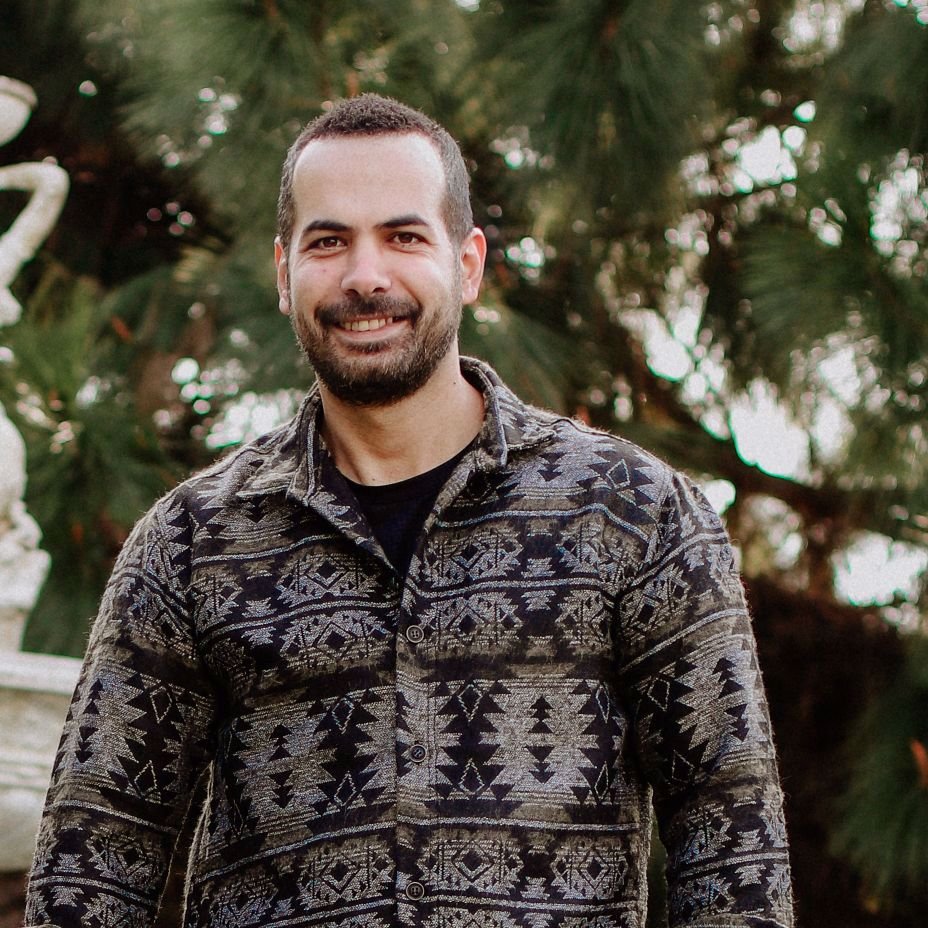 تصویر پروفایل میزبان