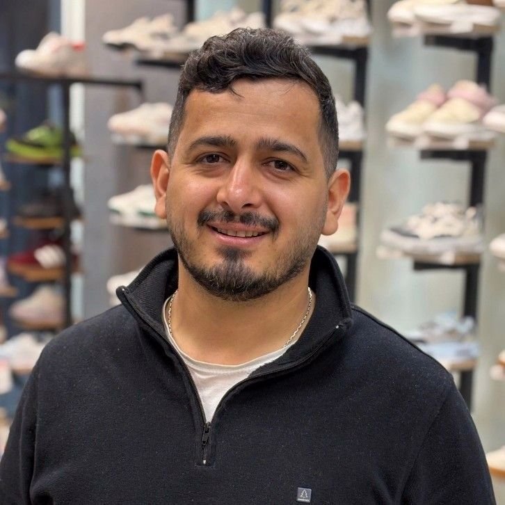 تصویر پروفایل میزبان