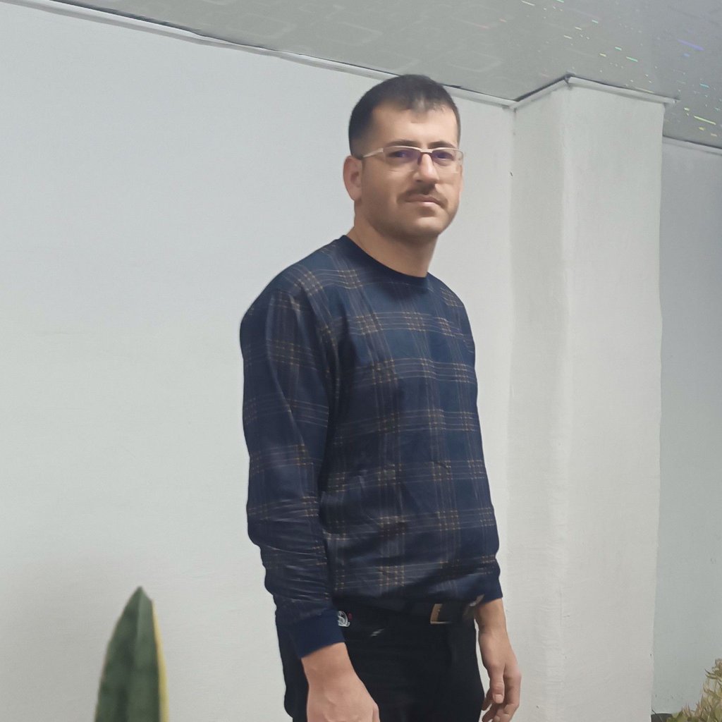 تصویر پروفایل میزبان