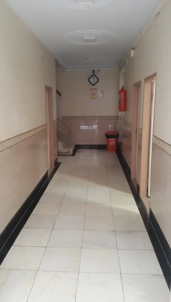 مسافرخانه مهران ولیعصر - اتاق دو تخته