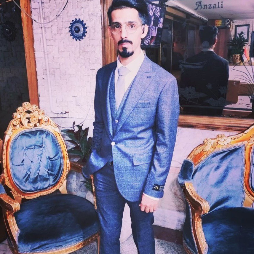 تصویر پروفایل میزبان