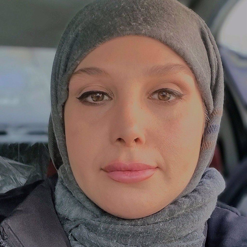 تصویر پروفایل میزبان