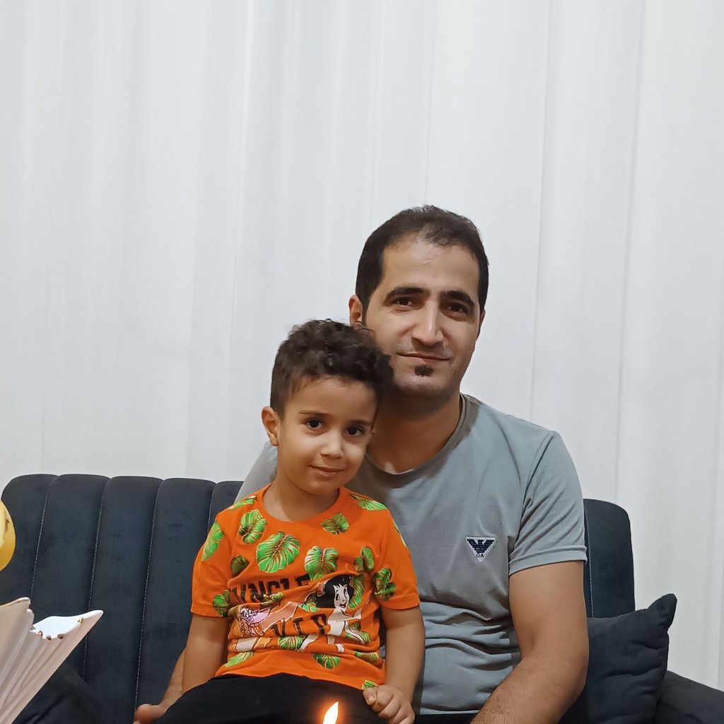 تصویر پروفایل میزبان