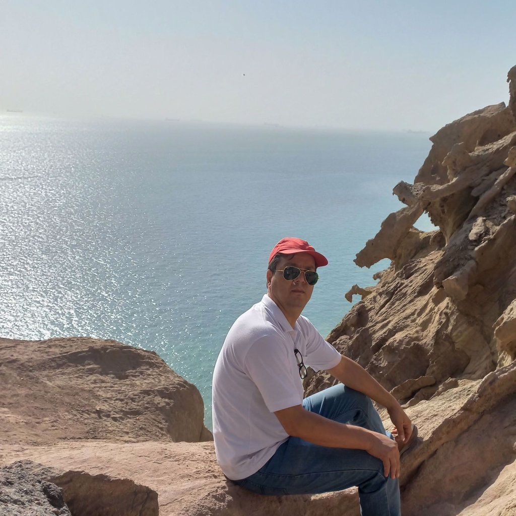 علیرضا فاتحی