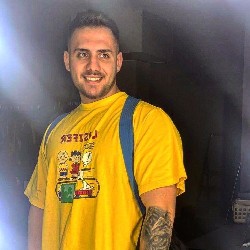 تصویر پروفایل میزبان