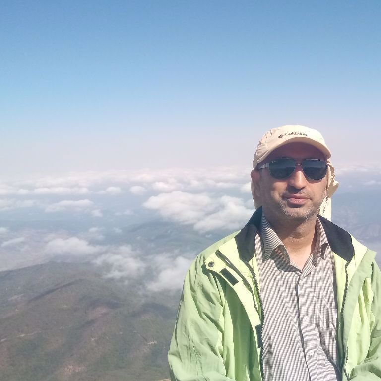 تصویر پروفایل میزبان