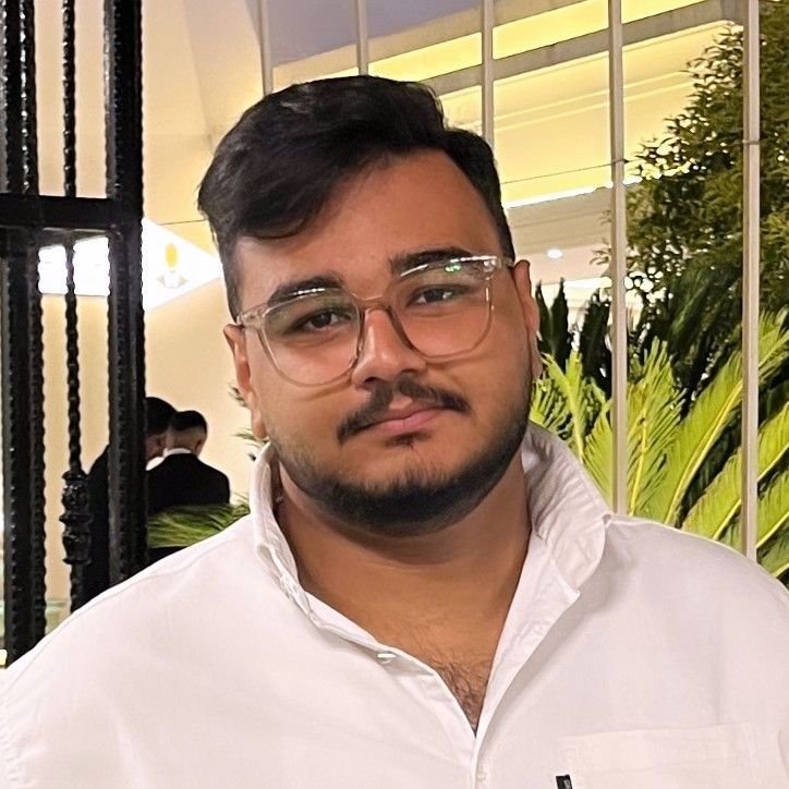 تصویر پروفایل میزبان