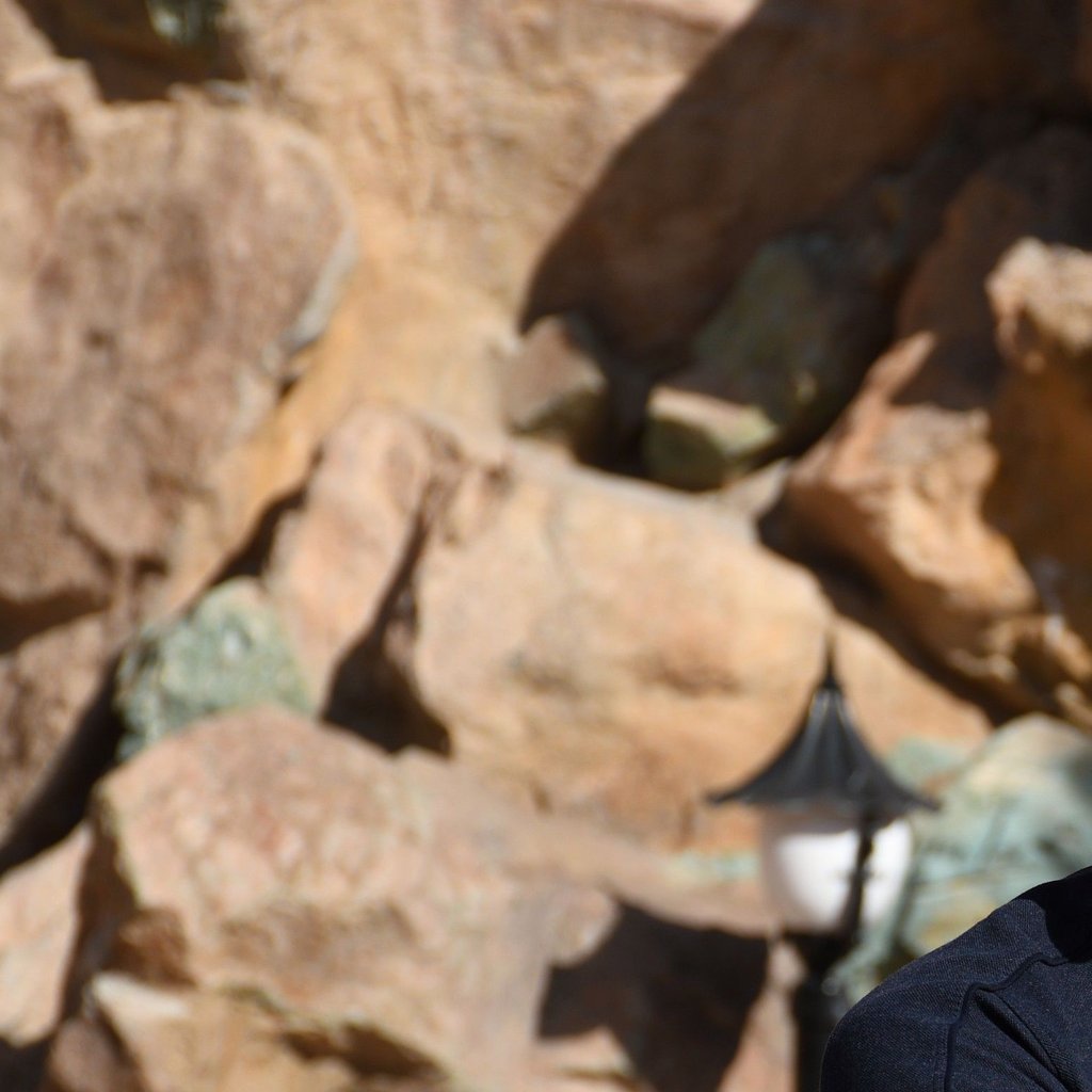 تصویر پروفایل میزبان